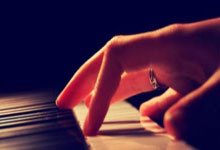 爱沙尼亚客场32摩尔多瓦，双方各一人染红，凯特制胜.